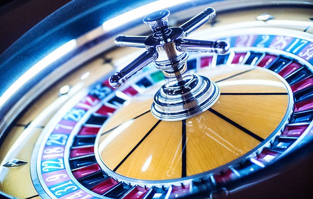 kepritogel alternatif live dealer studio with professional setup and multi-camera angles